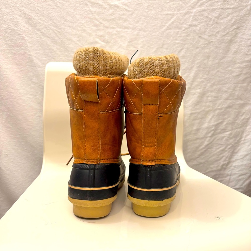 ITASCA 3M Snow Boots Thinsulate Waterproof Tan Brown & Black Lace-Up Sz 9 Shoes - Picture 3 of 7